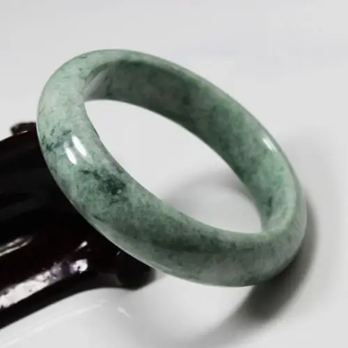 

2625 Certified Grade "A" Natural Green Jadeite Jade Gems Bangle Bracelet