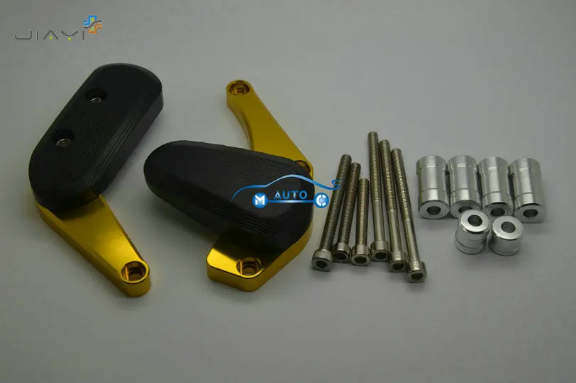 AT-CNCESCFS-GSXR 1000 09-14-Set-Gold-1