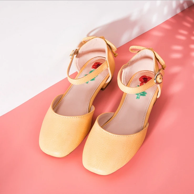 Новая обувь для девочек простые летние детские сандалии с полым shoessize24-37