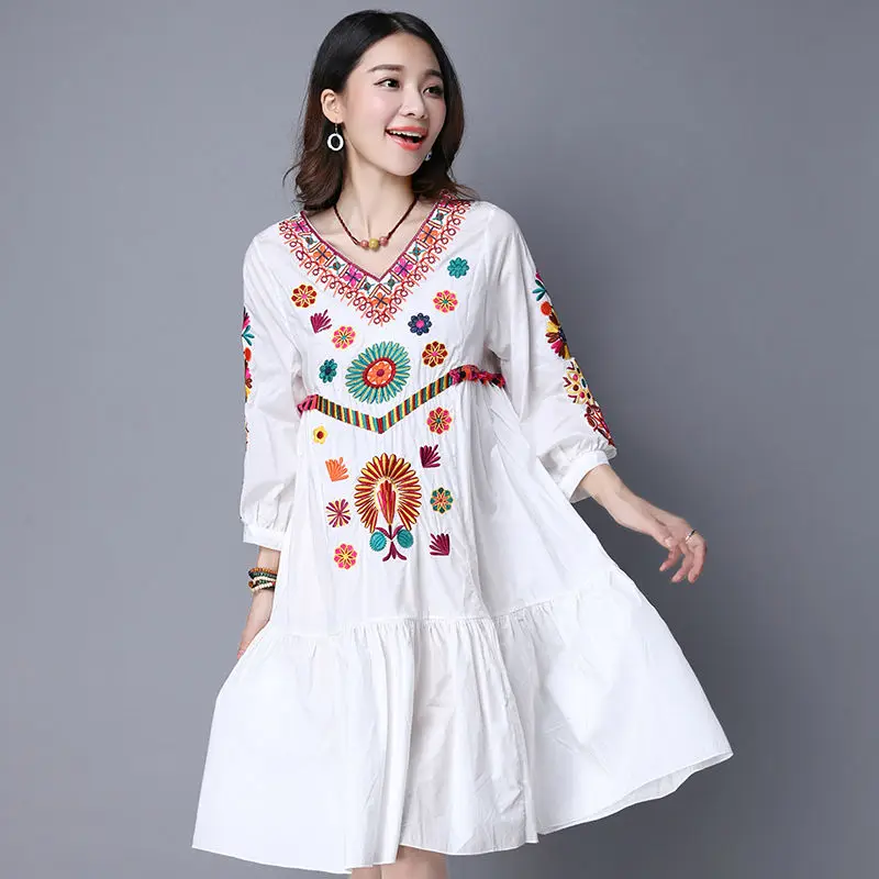 Hot Sale Vintage 70s Mexican Boho Hippie Floral Embroidered Ethnic Loose White Long Chic Women Dress Free Shipping