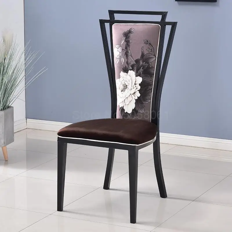 Китайский стул для отеля простой классический кованый железный ресторанный ящик для стула, банкетки горячий горшок ресторанный стул 4 волосы - Цвет: ml2