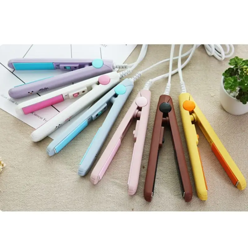 

Electronic Hair Straightener Curler Mini Ceramic Iron Flat Straightening Styling Tools 220V Home Travel
