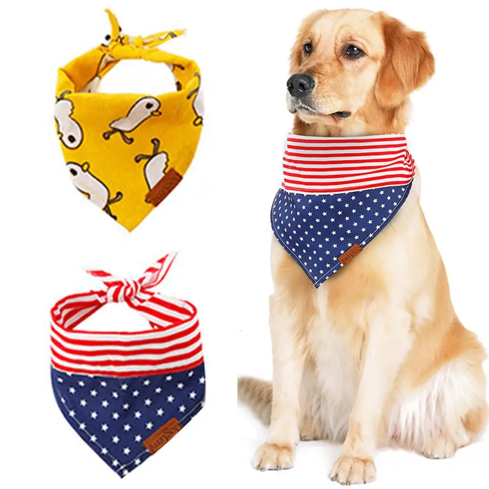 

Pet Triangle Towel Dog Scarf Saliva Towel Fashion Classic Festival Cat Dog Handkerchief Bib Bib