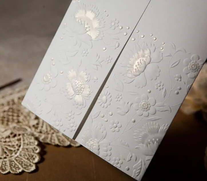 Free-shipping-100pcs-Vintage-Embossed-Tri-fold-Wedding-Invitation-With-Lace-Bowknot