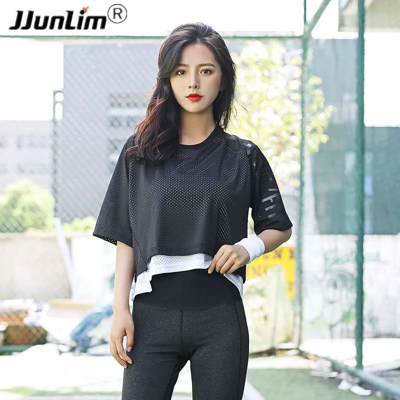 

Women Mesh Yoga Top Shirts Short Sleeve Loose Sports Top T Shirts Quick Dry Women Gym Clothes Fitness Sport Running Tank Top