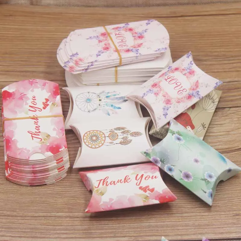 

Wholesale 50PCS/1lot 2*5.5*8cm multi color Cute Pillow Shape paper& Kraft Wedding Candy&birthday Favor Gift Box Jewelry Boxs
