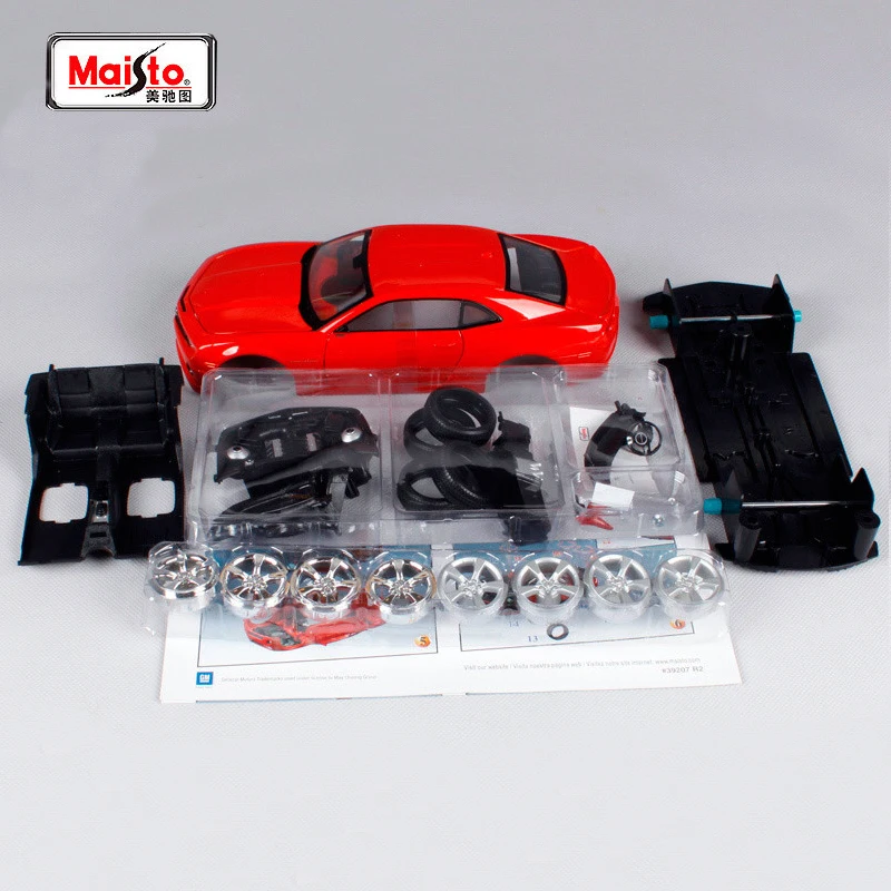 

Maisto 1:24 2010 Chevrolet Camaro SS Assembly DIY Diecast Model Kit Red Car Toy Kids Gifts New In Box Free Shipping
