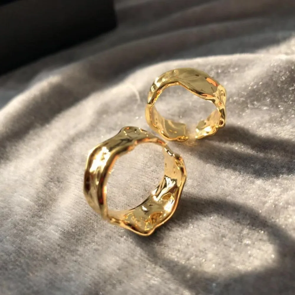 Comprar 2019 Simple europeo y americano de latón chapado en oro anillo de mujer anillos bague para mujer Anel aneis anelli encanto anillo bisuteria
