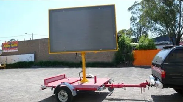 8686