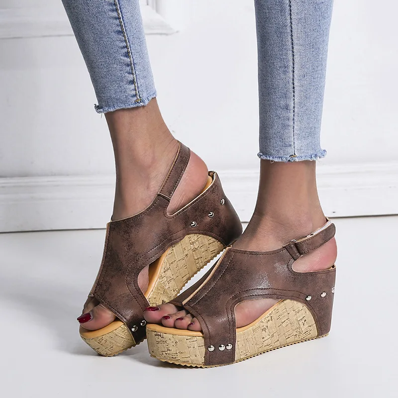 

2019 summer new style simple and simple solid color wedge sandals women retro style comfortable wild casual sandals