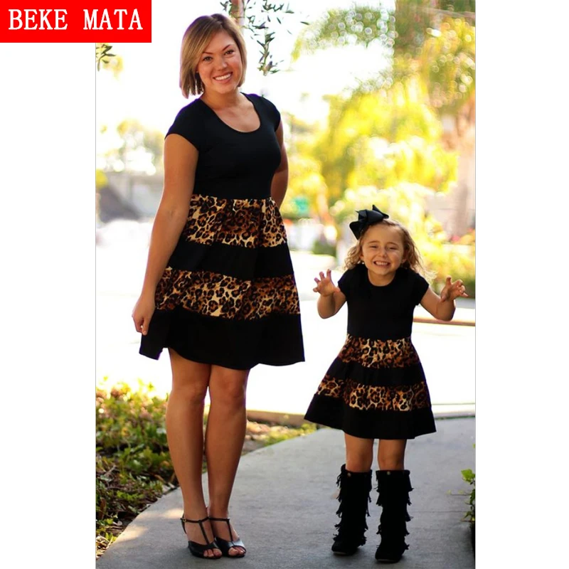 

Leopard Style Mother Daughter Dresses 2017 Summer New Sleeve-less Mother Daughter Matching Clothes Family Look Mom Girl Clothing