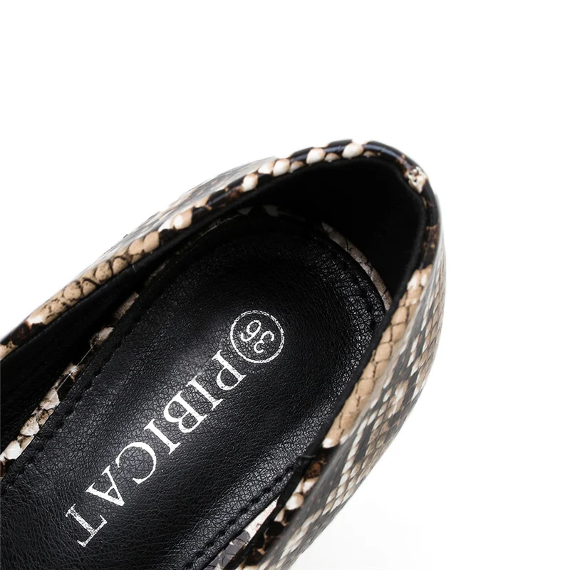 2019 Summer Women Block 10cm High Heels Pumps Female Elegant Fetish Serpentine Heels Chunky Dress Shoes Thick Snake Print Pumps