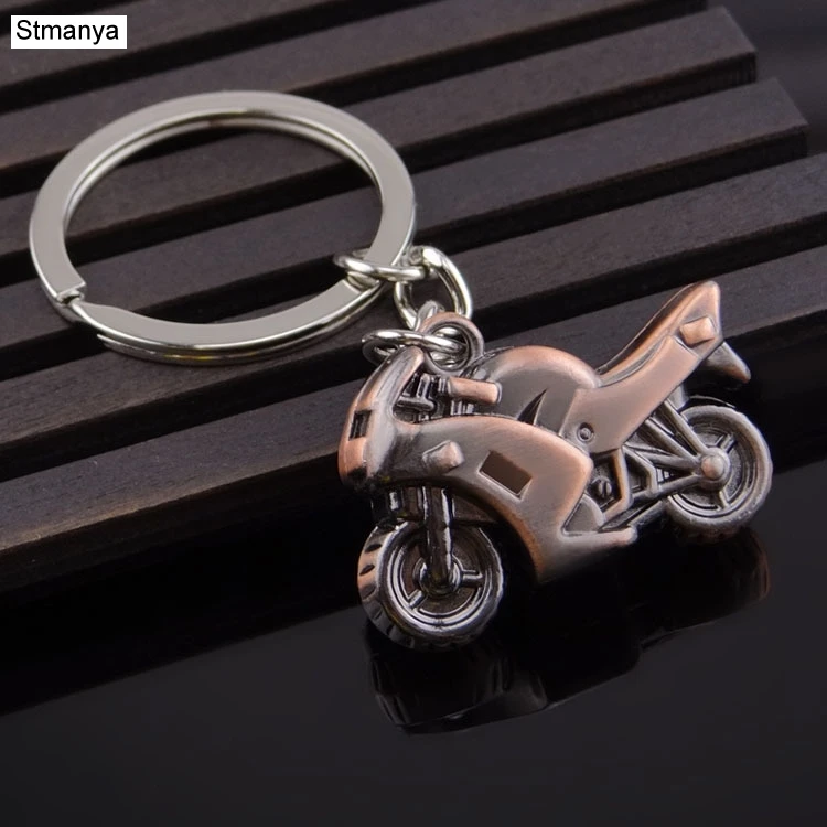 

New Year gift color motorcycle manufacturers wholesale Keychain keyholders zinc alloy race souvenir