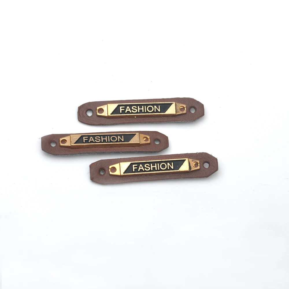 

20pcs/lot brown PU leather Badges sew on label metal logo for mens design jeans Denim sportswear free shipping PLB-048