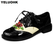 Фирменная Новинка лакированные кожаные туфли Женские туфли-лодочки со стразами туфли-оксфорды для Для женщин Повседневное Обувь с перфорацией типа «броги» Для женщин на шнуровке высокого качества