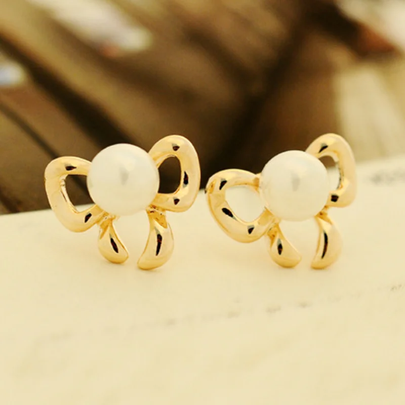 

Mossovy Korean Simulated Pearl Bow Stud Earrings for Women Jewelry Fashion Alloy Earrings for Female Aretes De Mujer Pendientes