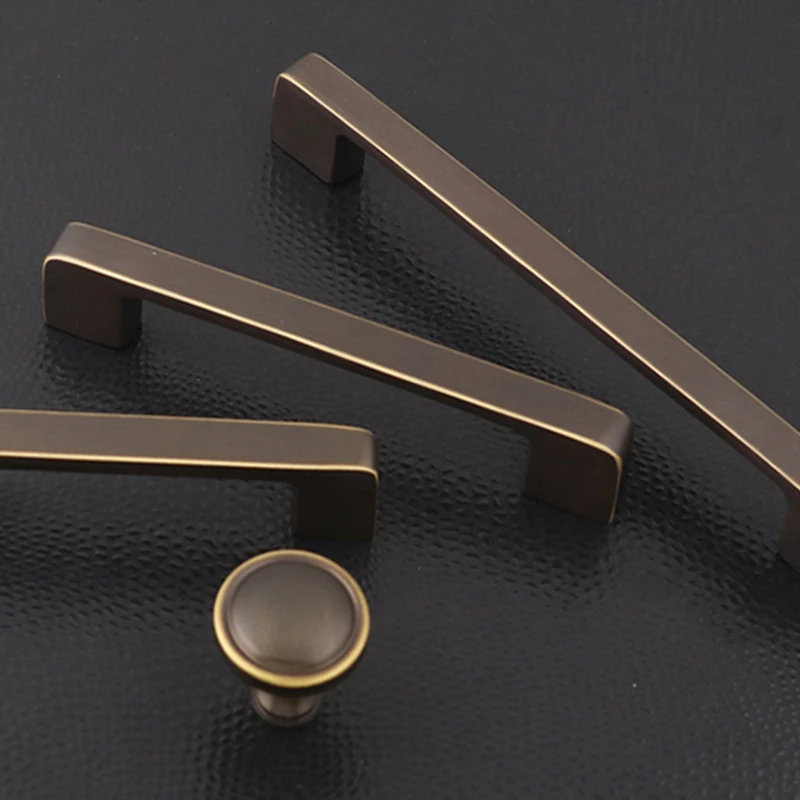 High Quality Material 100 Brass Straight Door Handles Simple Kitchen