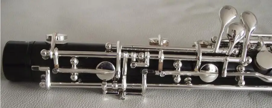 Рисунок 4 - Отличный гобой из эбенового дерева с ключом C