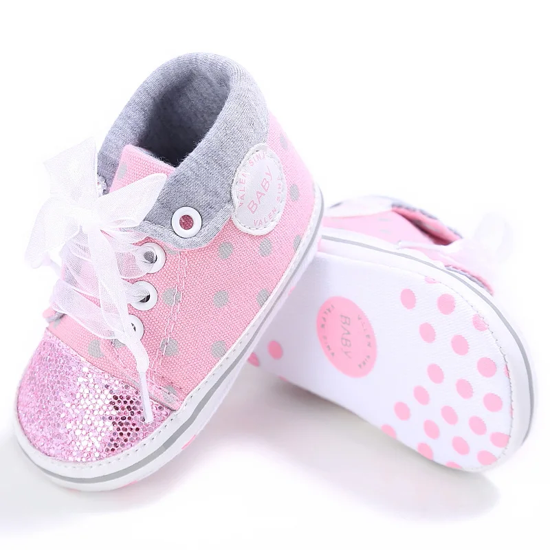 Babyshoes/Новые весенне-осенние модные кроссовки в горошек с кружевом для маленьких девочек, мягкая подошва, обувь для малышей, обувь для