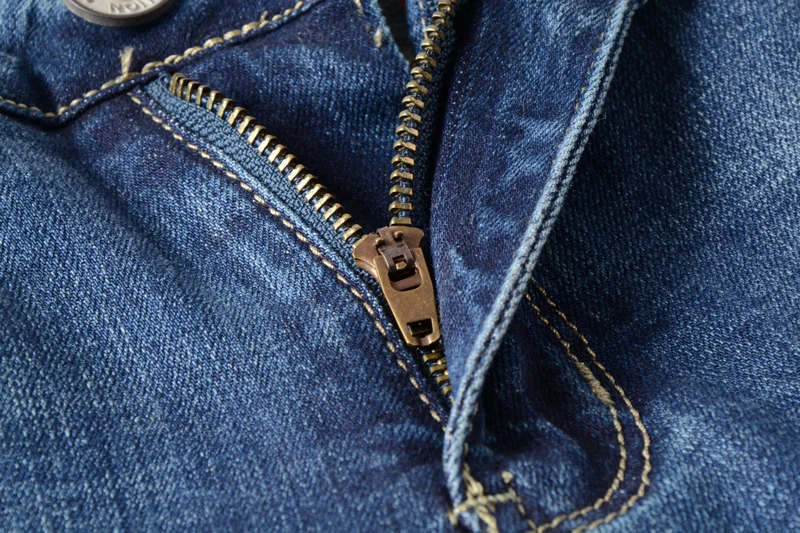 Летние модные мужские джинсовые шорты в итальянском стиле синие облегающие Стрейчевые Джинсовые Шорты хлопковые эластичные рваные мужские короткие джинсы