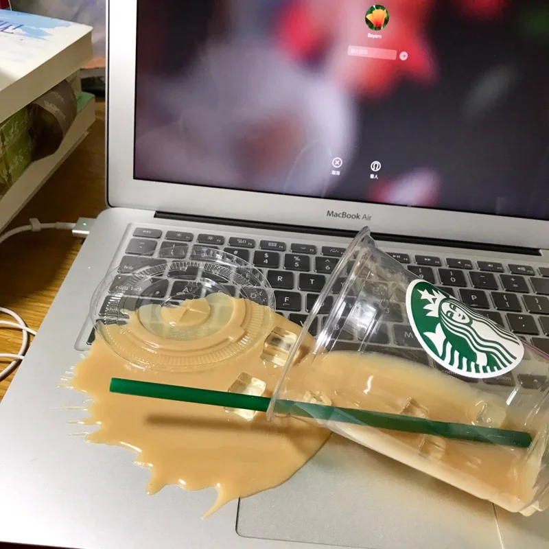 

Funny Prank Toys April Fools' Day Evil Spoofed Joke Hand Made Plastic Overturned Coffe Cup Gadgets Phone Bracket Toy Twist Gift