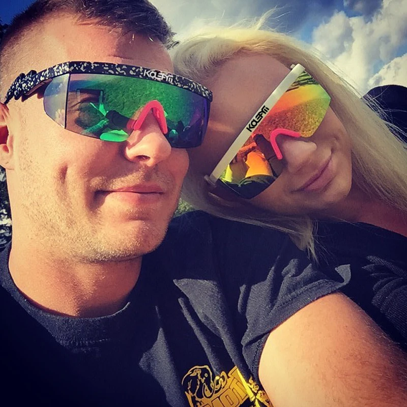 

2018 New Brand KDEAM Men Goggle UV400 Women Sunglasses Couple Sports Sun Glasses Windproof 2 lens 8 colors with Case KD3596