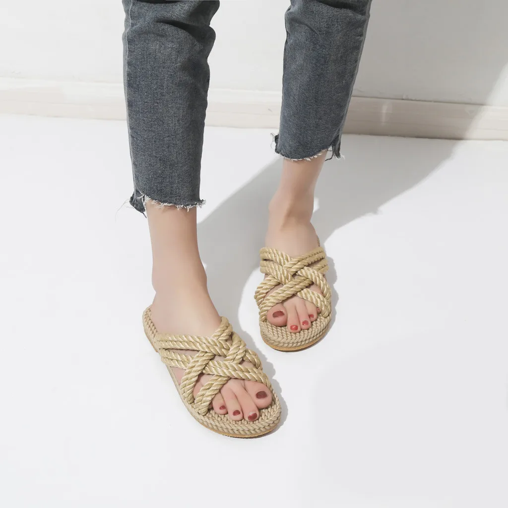 Women's Large Size Hollow Flat Low Low Slippers Grass Woven Sole Beach Shoes summer slippers women 2019 flip flops women