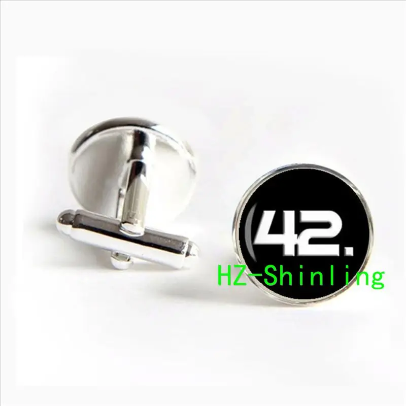 

Cf-00495 New sell hitchhikers jewelry 42 hitchhikers guide to the galaxy cufflinks in silver round glass Cabochon cufflinks