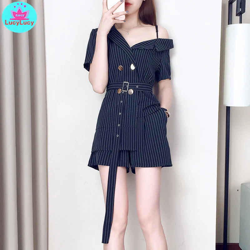 

Summer 2019 new leaking shoulder striped shirt high waist wide leg shorts fashion 2 piece set European station ladies suit