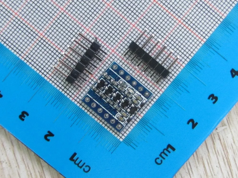 

100% New 2pc 5V-3V IIC UART SPI Four Channel Level Converter Module for Arduino