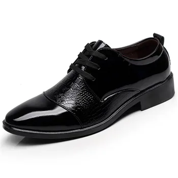 高級ブランドレザーコンサイス男性ビジネスとんがり黒の靴通気性の正式な結婚式基本靴男性ドレスシューズファッション新