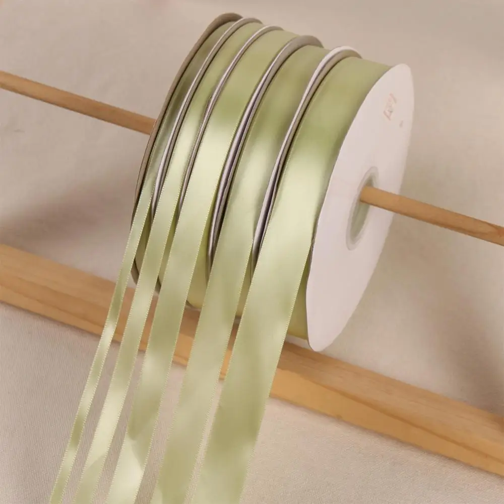 2.5 /" LIME DECOR MESH RIBBON 20 YARD ROLL