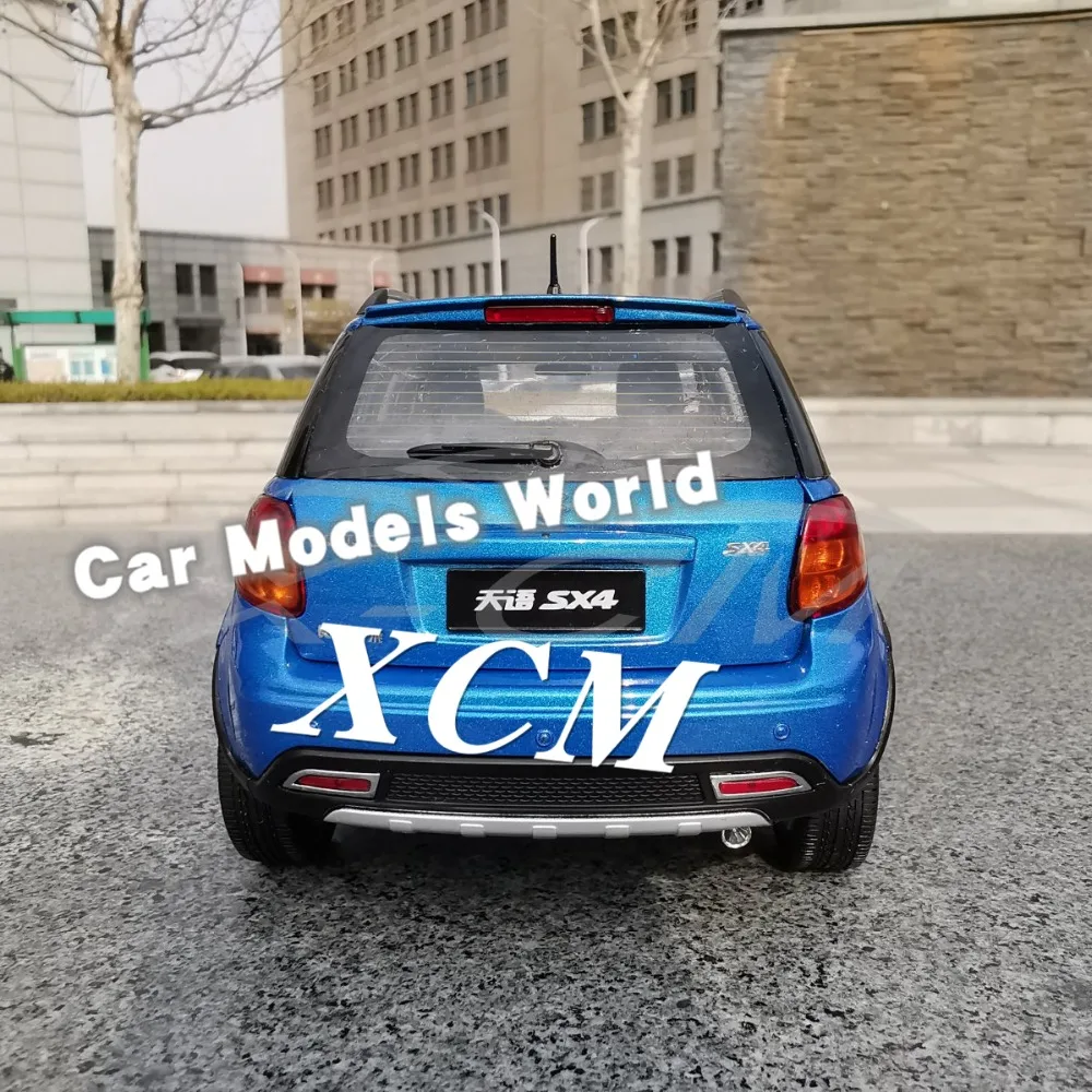 Литая модель автомобиля для SX4 SUV(синий) 1:18+ маленький подарок