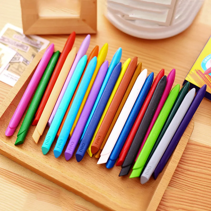 Deli crayons (7)