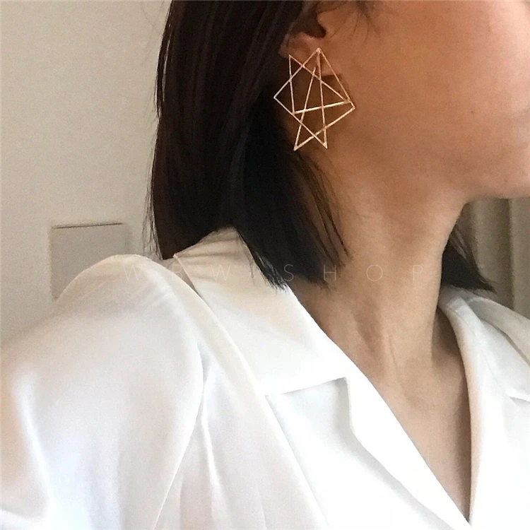 Серьги пусеты Wonder geo mingled треугольные серьги для вечеринок в стиле панк подарок