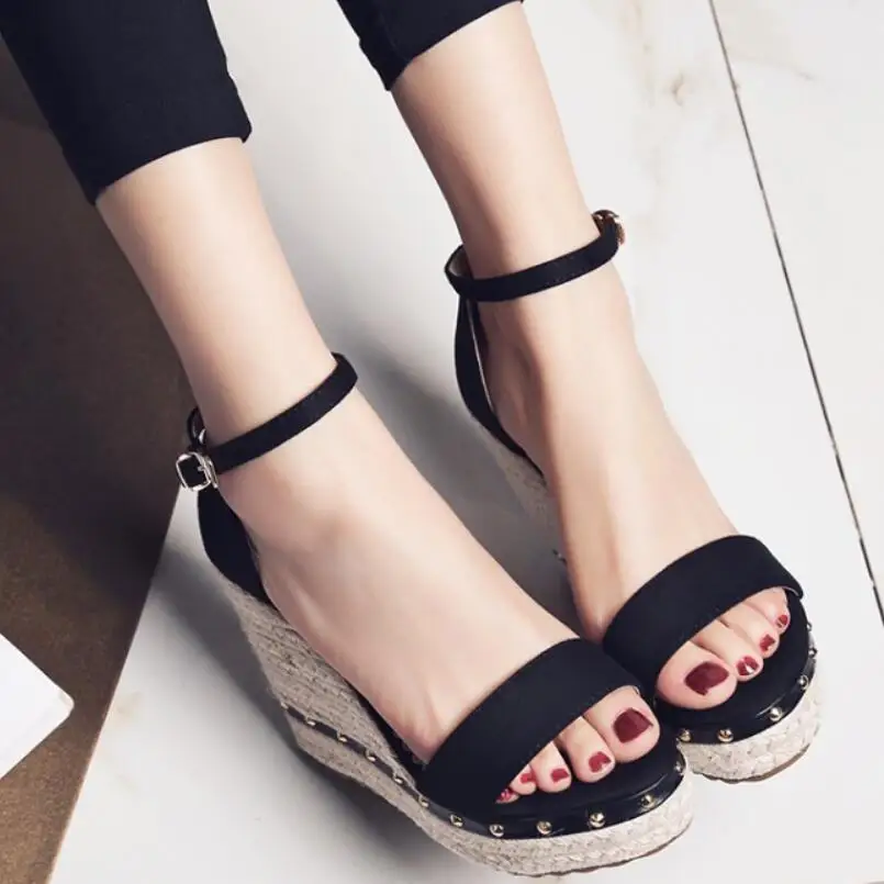 

AGUTZM Women Sandals Summer 2018 Platform Sandals High Heels Shoes Ankle Strap Ladies Sandals Rivet Casual Footwear Pink Black