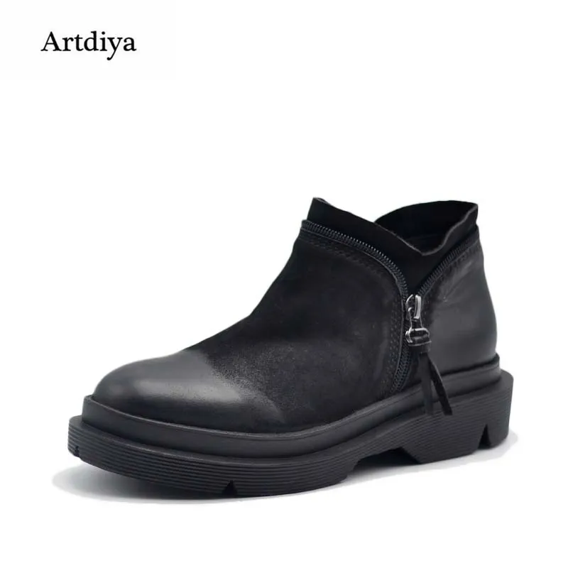 Artdiya Original 2017 Autumn and Winter New Style Retro Genuine Leather Ankle Boots Flat Thick Sole Women Boots Martin Boots цена Artdiya Original 2017 Autumn and Winter New Style Retro Genuine Leather Ankle Boots Flat Thick Sole Women Boots Martin Boots цены онлайн