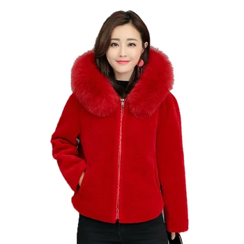 

bre Woman sheared coat 2018 new winter women jacket short fur one-like fox fur collar hooded fur coat woman