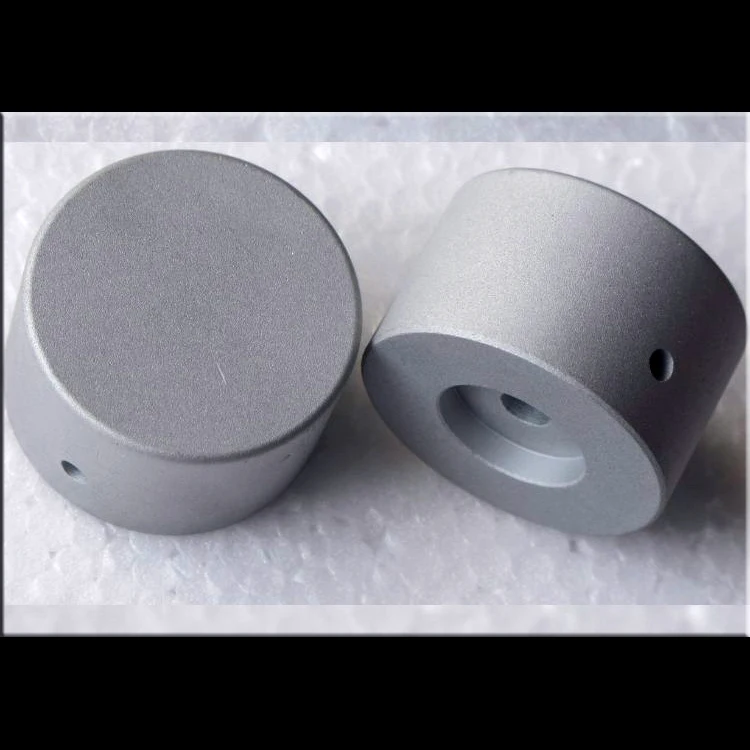 

Cylindrical knob diameter 38 mm height 24 mm