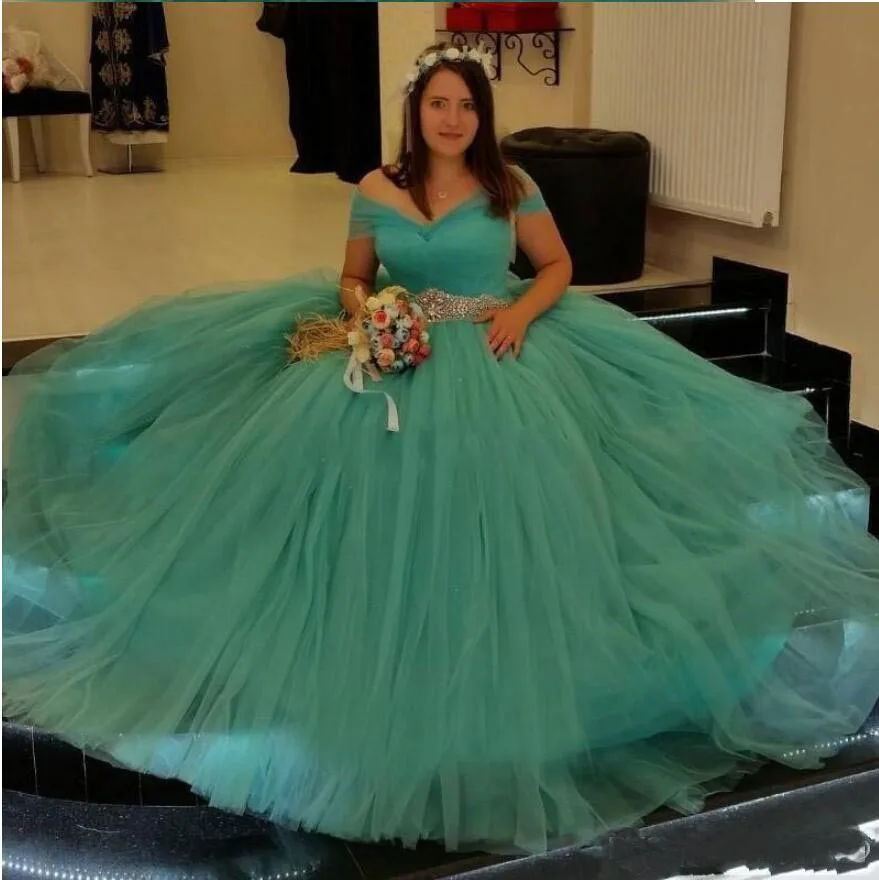 Новое поступление 2019 года Hunter Quinceanera бальные платья с открытыми плечами фатиновый пояс Сладкий 16 Арабский Длинные Пышные плюс размеры Пром