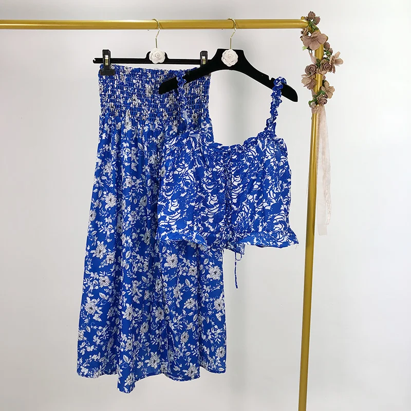 

Holiday style printed wooden earmuffs vest + high waist skirt two-piece suit women