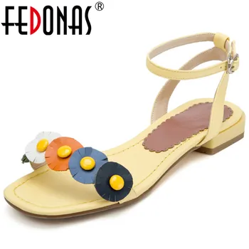 

FEDONAS Summer Sweet Square Toe Low Heels Women Sandals Sheepskin Thin Strap Flowers Decoration Buckle Party Office Shoes Woman