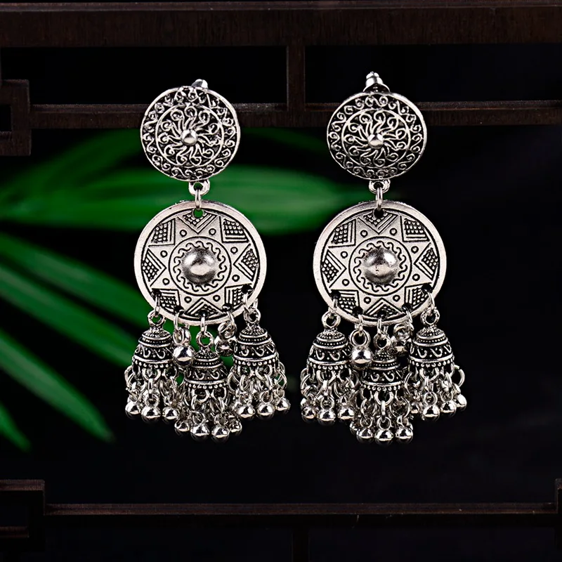 OIQUEI Boho Винтаж Jhumka Заявление Большие колокольчики кисточкой Висячие серьги для женщин этнические круглые резные brincos цыганские индийские ювелирные изделия