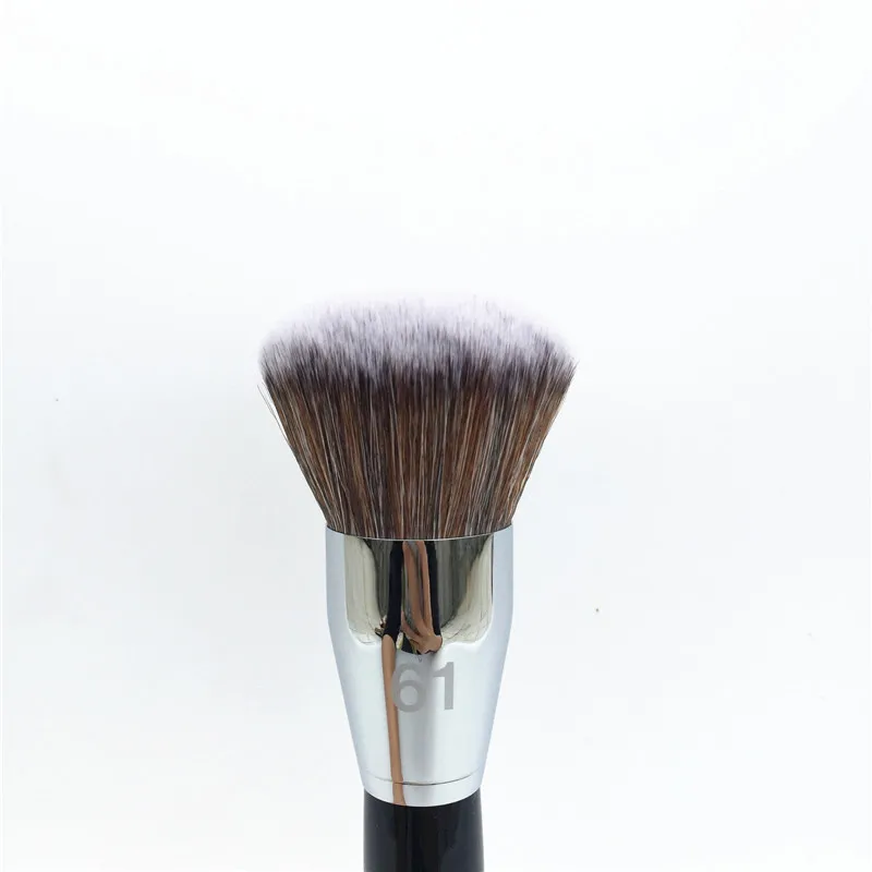 Sephora Pro Allover Powder Brush #61 _ 4