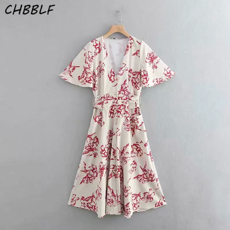 10690654301_486011560