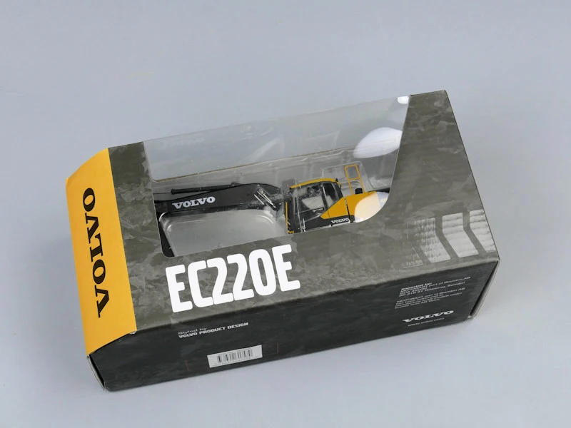 Модель гидравлического экскаватора VOLVO EC220E масштаб 1:50 Инженерная техника литые