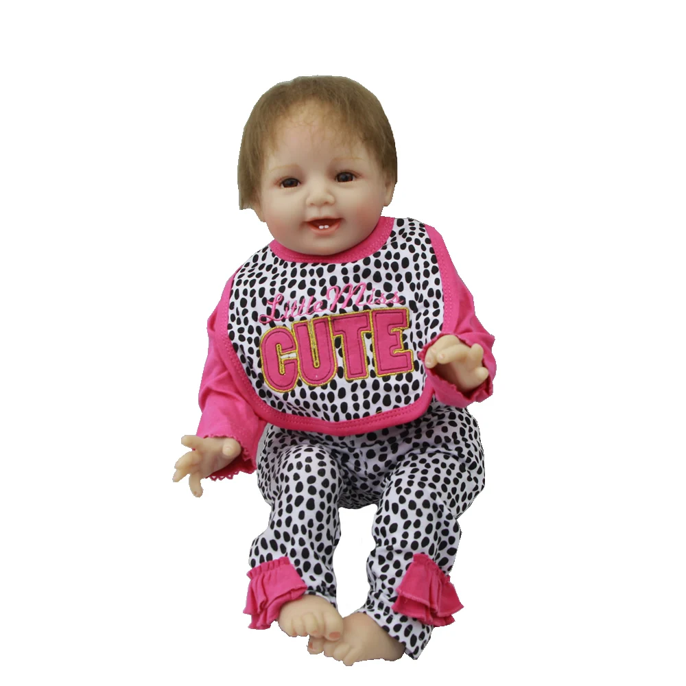 Модная детская кукольная одежда для девочек и мальчиков 22-23 дюймов 55-57 см, костюм для новорожденных, костюм для близнецов, синий и розовый, можно выбрать аксессуары для кукол