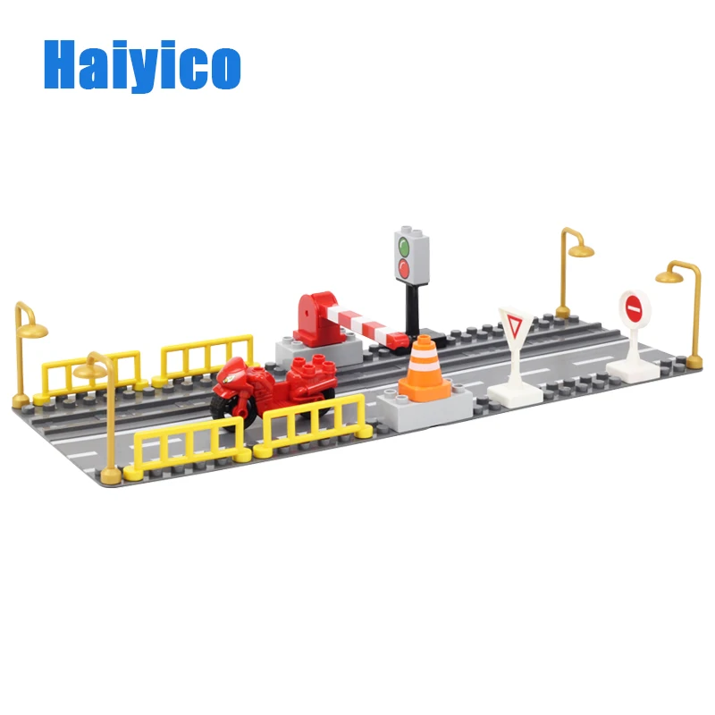 

Large Particles Assembling Accessories Set Building Blocks DIY Toys Creativity Compatible with Duplo City road Gift For children