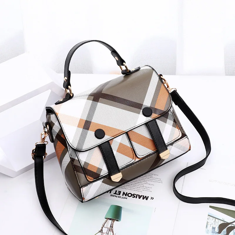 

Small bag 2019 new wave female bag Korean version of the fresh small fragrance style fashion shoulder slung small bag