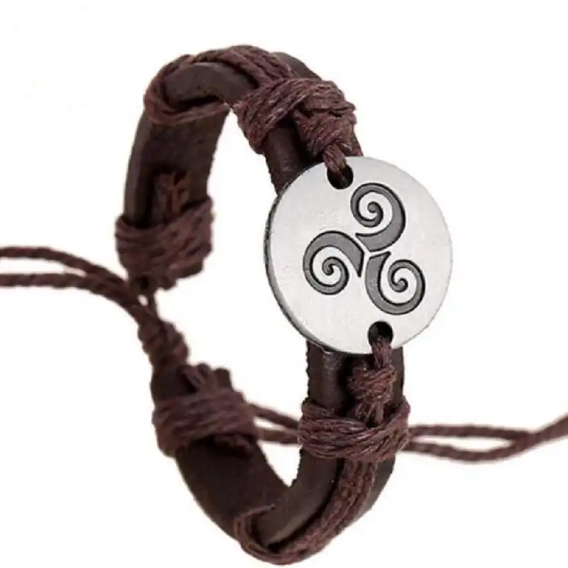 New 2018 Trendy Wolf Triskele Bracelets Hemp Rope Adjule New 2018 Trendy Wolf Triskele